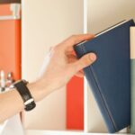 冬休みに読みたい!先生におすすめの本5選